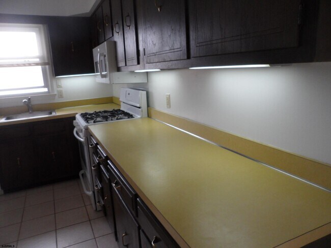 Foto del edificio - 447 Berkshire Dr
