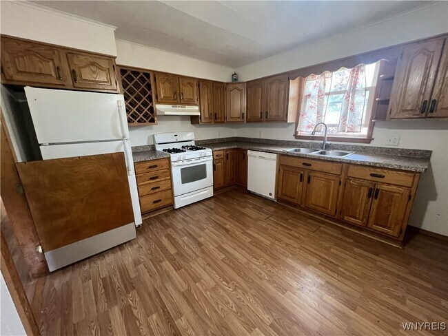Foto del edificio - 820 Cayuga Creek Rd
