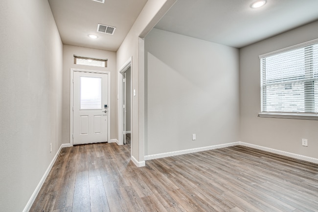 Building Photo - 5239 Amistad Dr