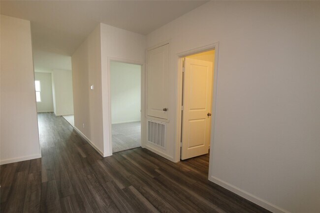 Foto del edificio - 3977 Fringe Tree Ln
