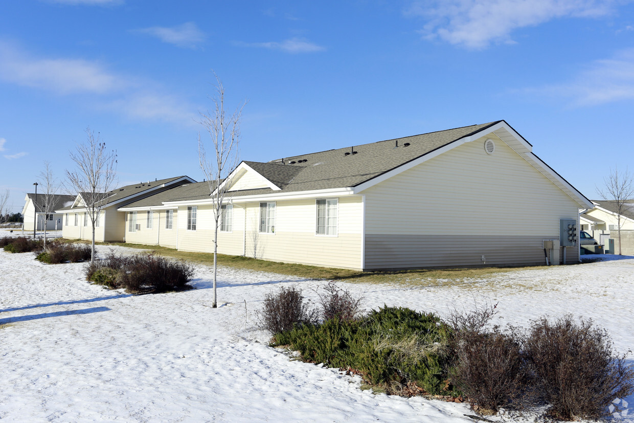 Primary Photo - Airway Pointe Senior Apartments