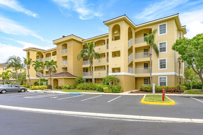 Building Photo - 1783 Four Mile Cove Pky