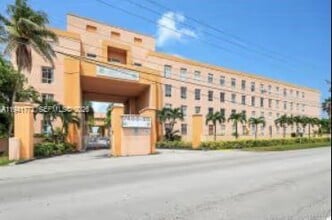 Building Photo - 7420 W 20th Ave