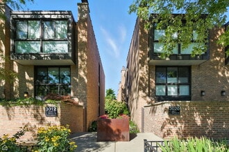 Building Photo - 3012 N Waterloo Ct