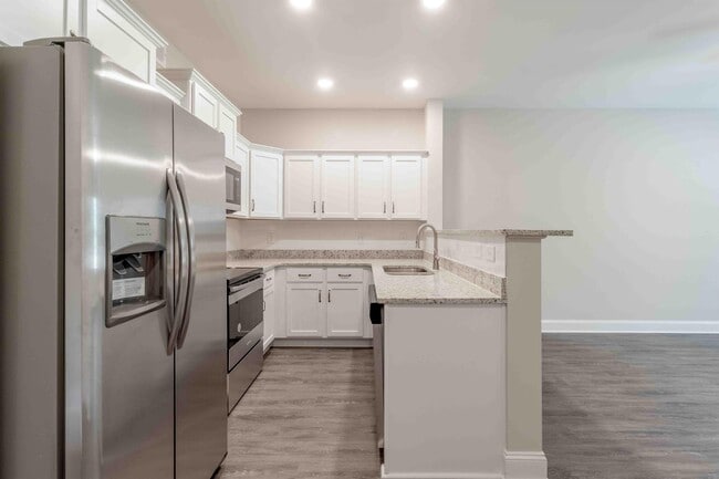 Building Photo - 271 Smithson Ln