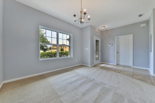 Building Photo - 15708 Canoe Creek Dr