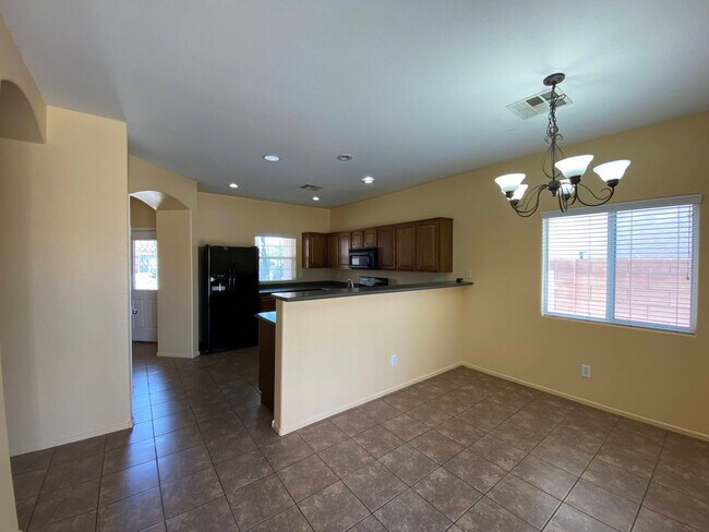 Foto del edificio - Large four-bedroom house with a loft