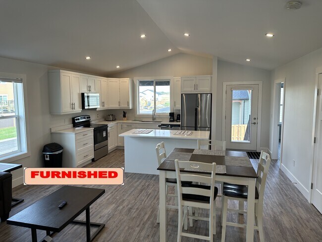 Building Photo - 8215-A-881A 81a St