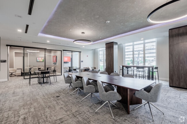 Biblioteca (Library) - FIAT House