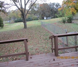 Building Photo - 204 Patterson St