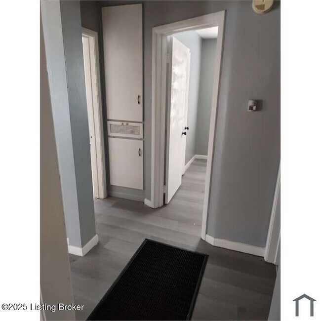 Foto del edificio - 320 N 42nd St