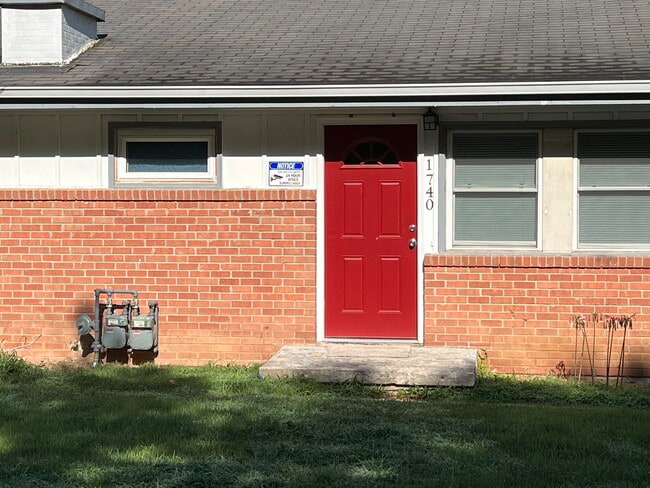 Building Photo - 1738 N 50th Ter
