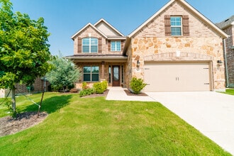 Building Photo - 3905 Cozy Pine Dr