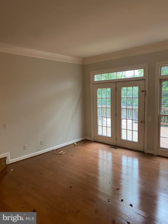 Foto del edificio - 9512 Lagersfield Cir
