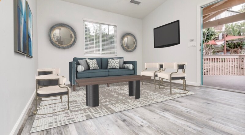 Foto principal - 8728 Chevy Chase Dr