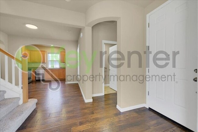 Building Photo - 6123 RolkingHam Ln