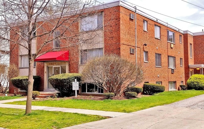 Building Photo - 1615 Newman Ave