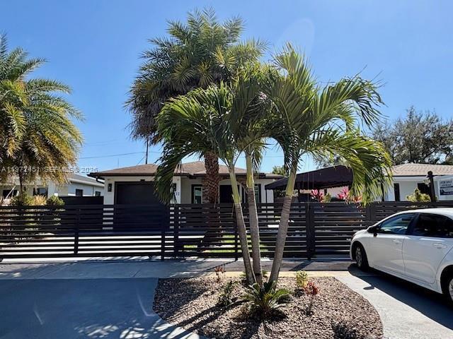 Foto del edificio - 5732 Fletcher St