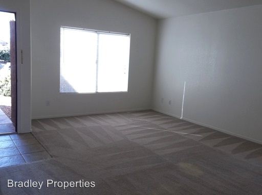 Building Photo - 5347 Chula Vista Pl