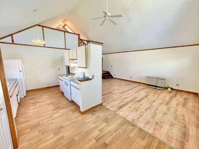 Foto del edificio - 3723 Shelburne Rd