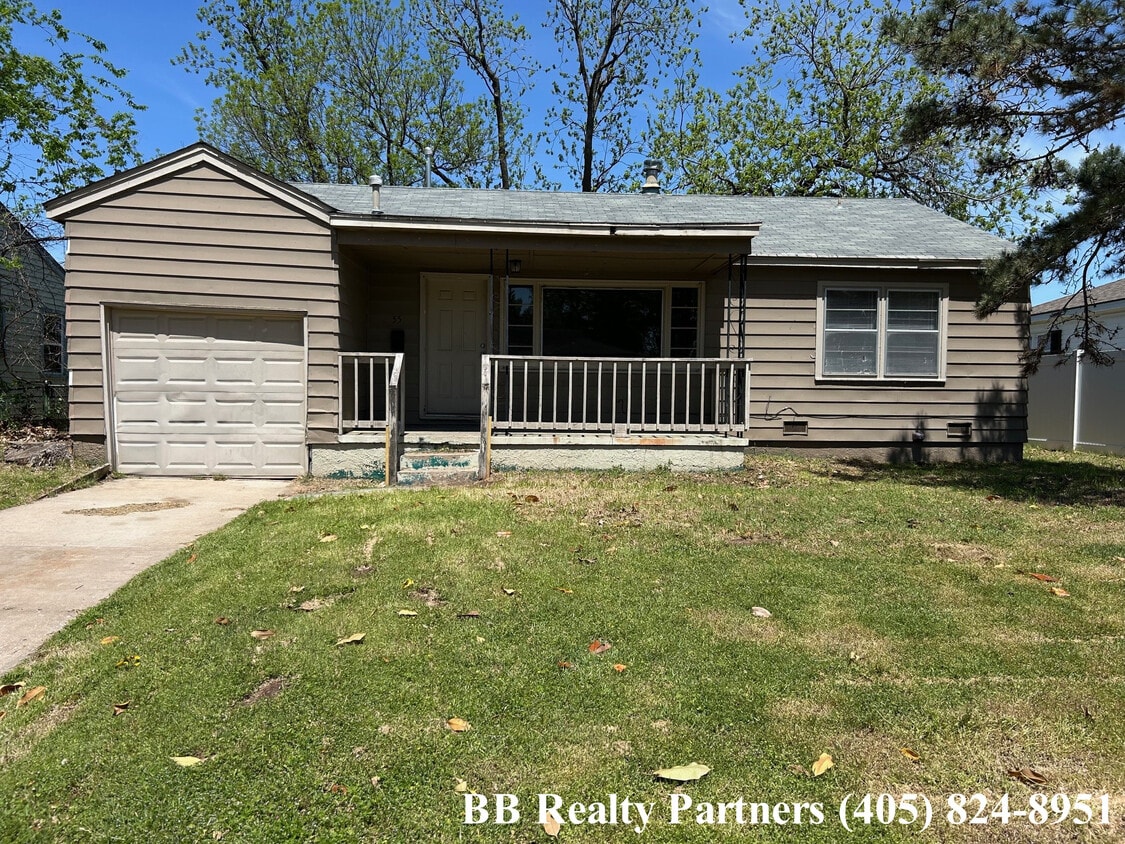 Primary Photo - 55 E 51st Pl