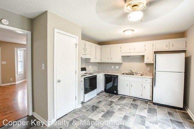 Building Photo - 3 br, 2 bath House - 2831 Teakwood Drive