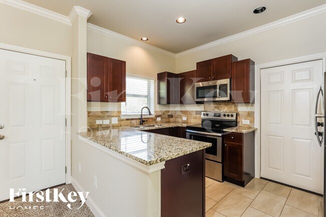 Building Photo - 4011 Anton Dr