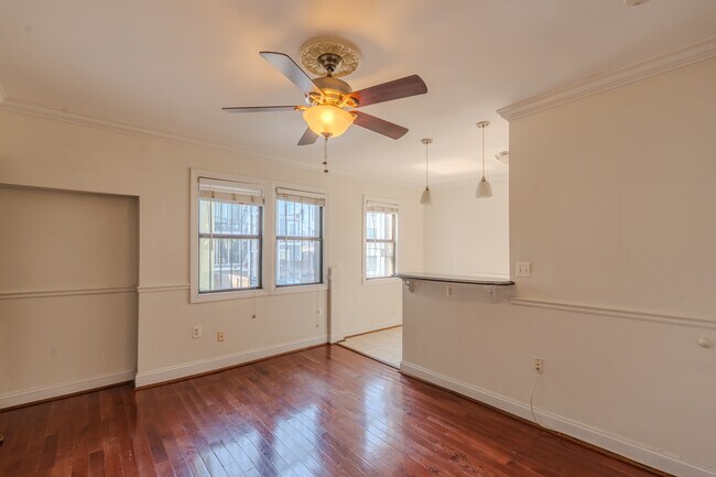 Foto del edificio - 315 Evarts St NE