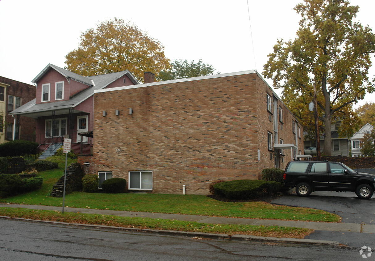 Building Photo - 274 S Allen St