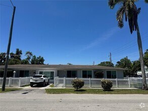 Building Photo - 3641 SW 29th St