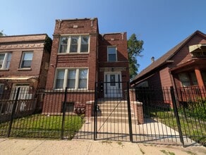 Building Photo - 148 W 117th St