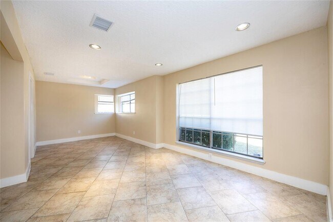 Building Photo - 266 Coppersmith Dr