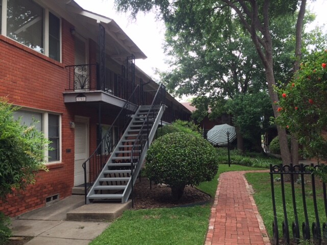 Primary Photo - 3701 Tulsa Way