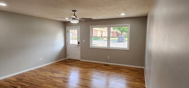 Foto del edificio - 520 Des Moines St