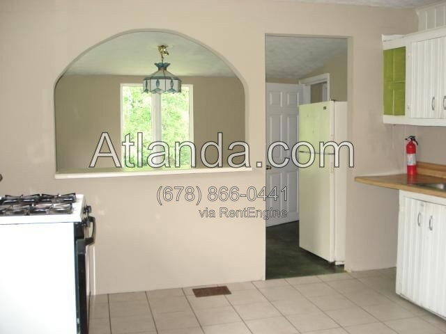 Building Photo - 5765 Hillside Dr NW