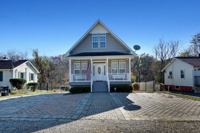 Foto del edificio - 35 Sweetmans Ln