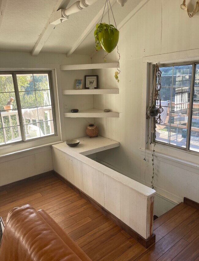 Foto del edificio - 1279 Oakwood Dr