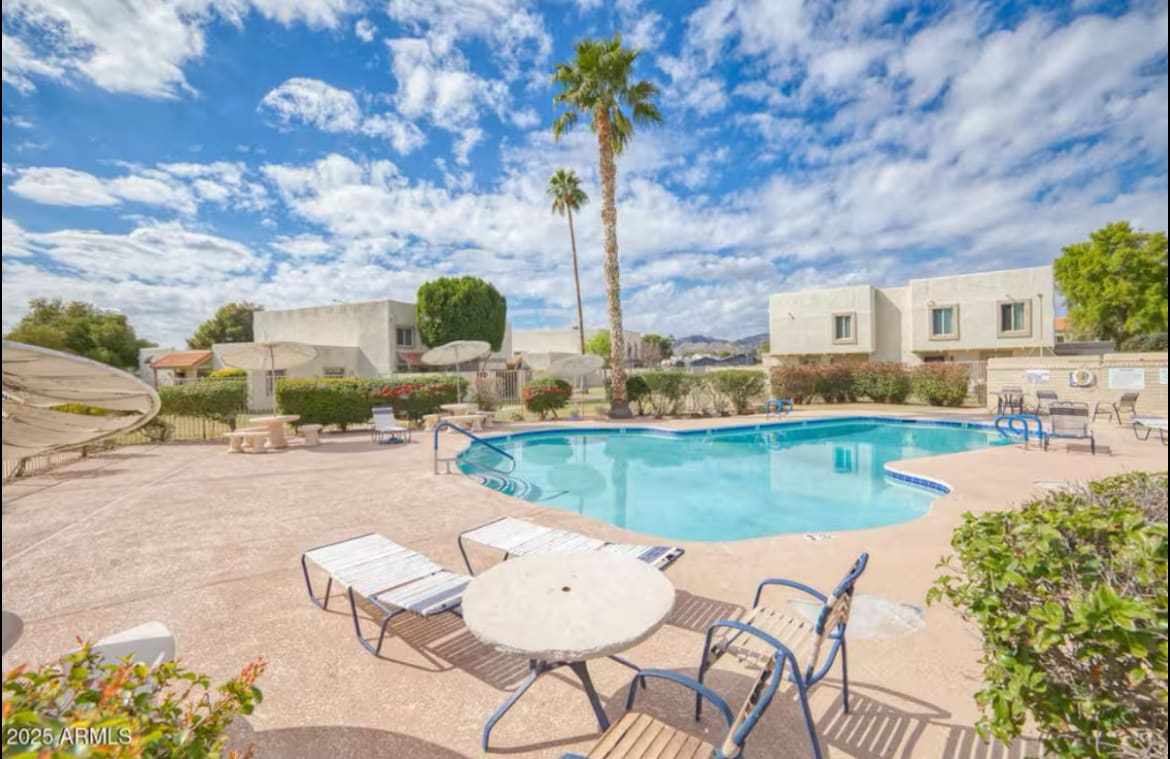 Primary Photo - 7845 E Valley Vista Dr