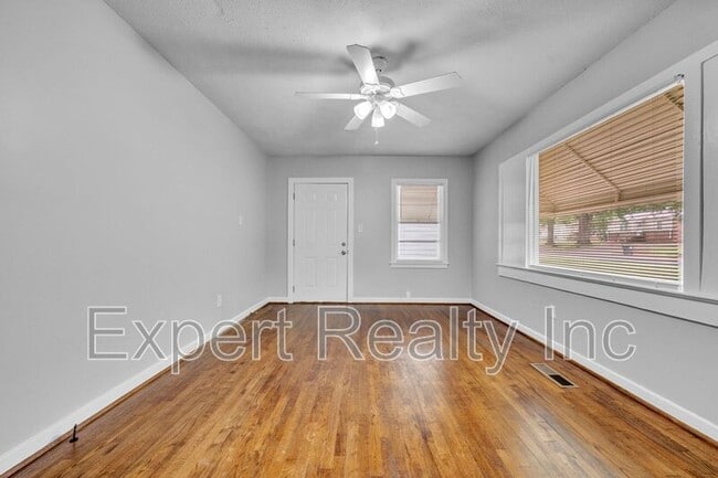 Building Photo - 6148 Court M