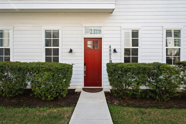 Foto del edificio - 4805 Olive Sparrow Dr