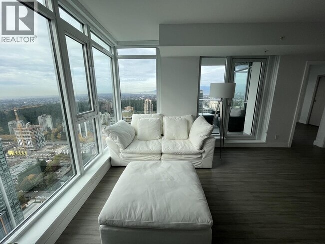 Building Photo - 4458 Beresford St.