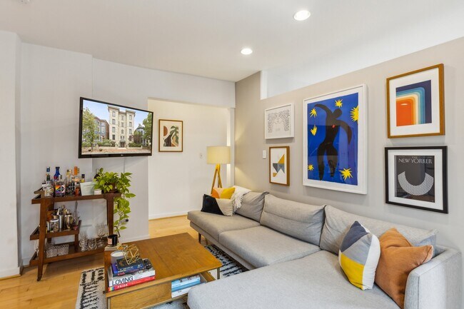 Foto del edificio - 51 Randolph Pl NW