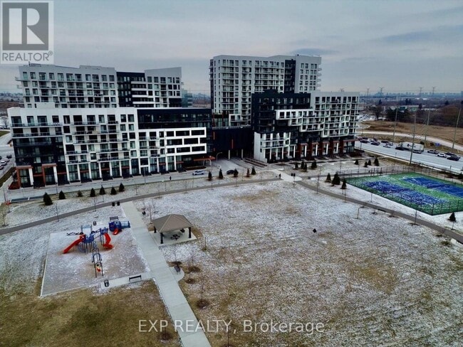 Building Photo - 10 Rouge Valley Dr W