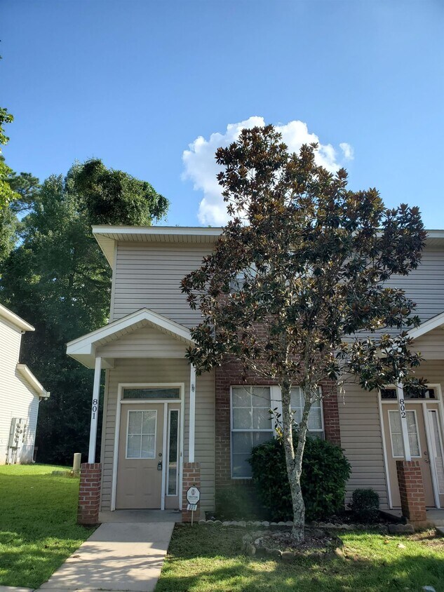 2014 Midyette Rd Unit 801, Tallahassee, FL 32301 Condo for Rent in