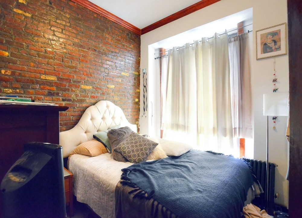 Primary Photo - 126 MacDougal St