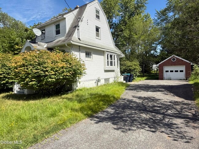 Building Photo - 42 Cordell Rd