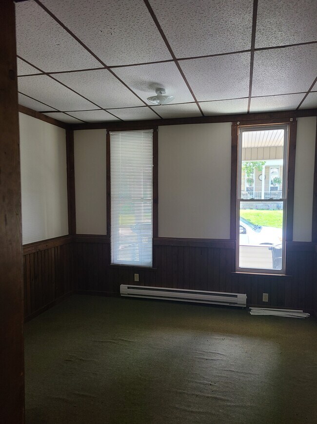 Foto del edificio - 1008-1 Lincoln Ave