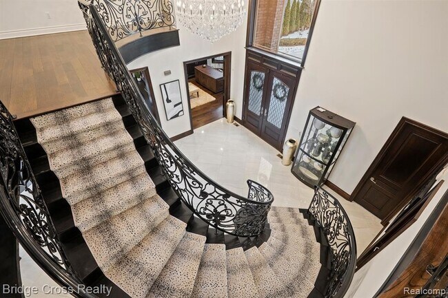 Foto del edificio - 5820 Lakeview St