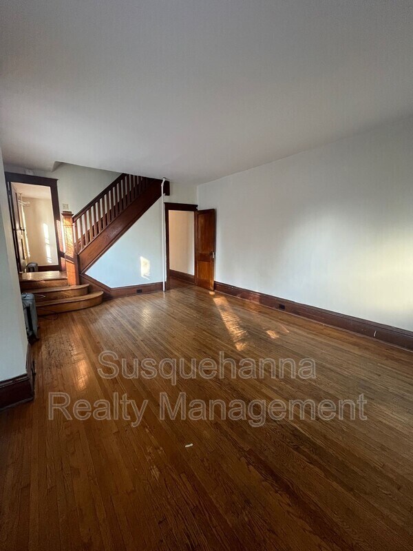 Building Photo - 2600 Lexington St