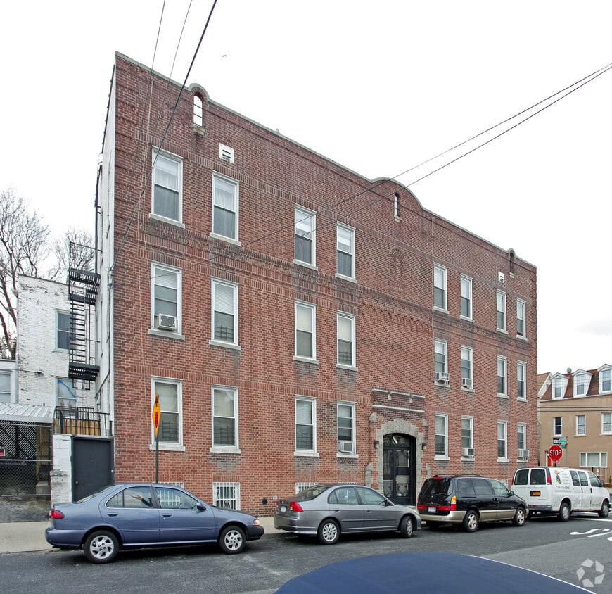 Building Photo - 4606 Richardson Ave